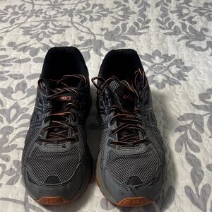 ASICS Men's Gray Athletic Shoes with Orange Accents